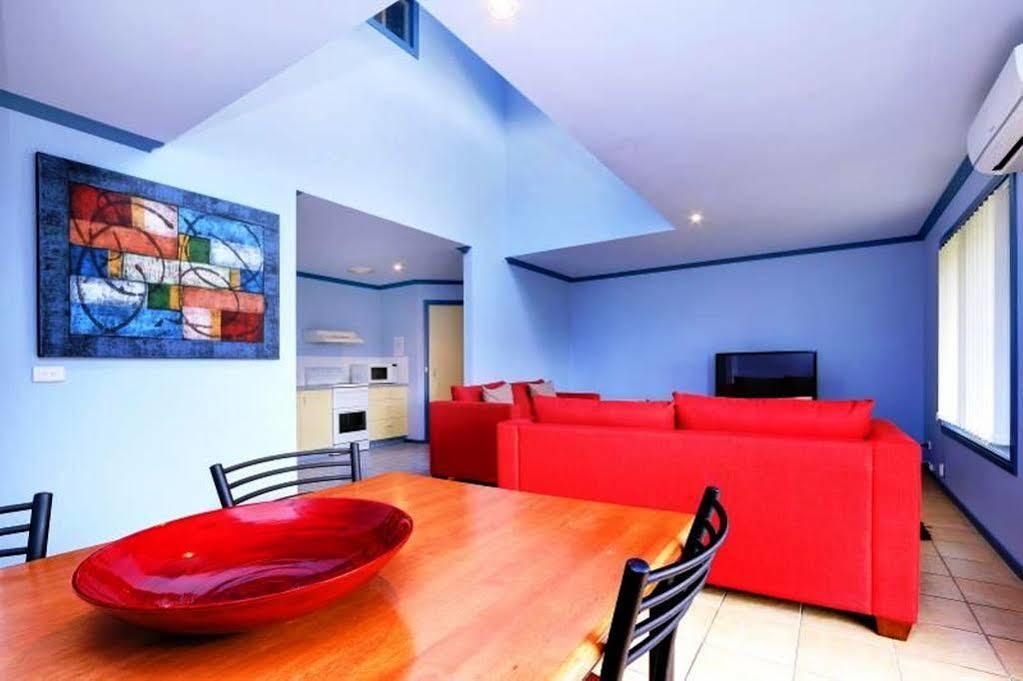 Phillip Island Off-Track Accommodation Кауес Екстериор снимка