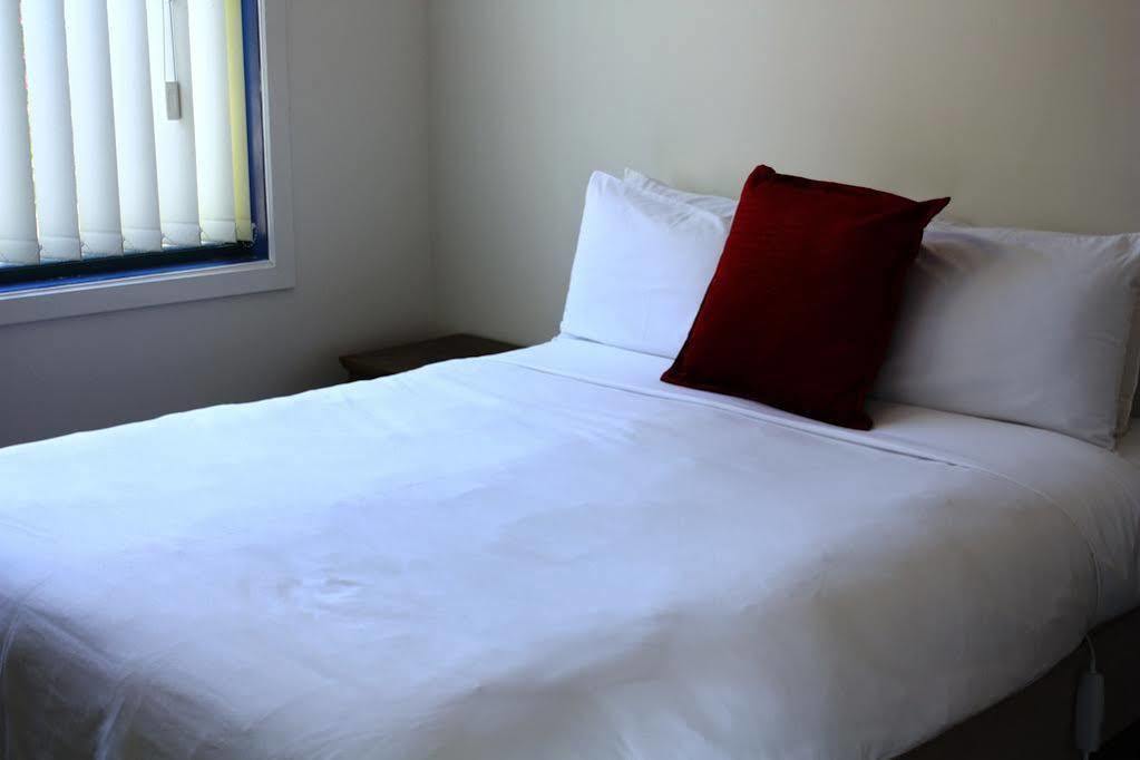 Phillip Island Off-Track Accommodation Кауес Екстериор снимка