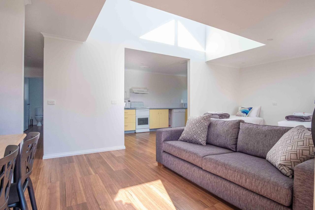 Phillip Island Off-Track Accommodation Кауес Екстериор снимка